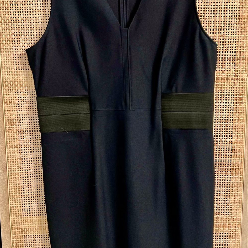 Ann Taylor Sheath Dress, sleeveless, black/navy. Size 14